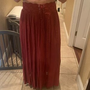 Maxi skirt